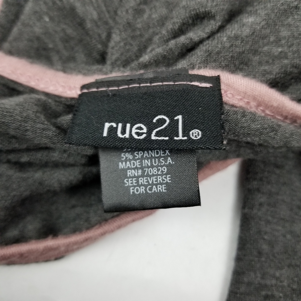 🎁 3/$20 Rue 21 Top - Picture 4 of 4